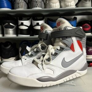 Nike Air Pressure Size 10